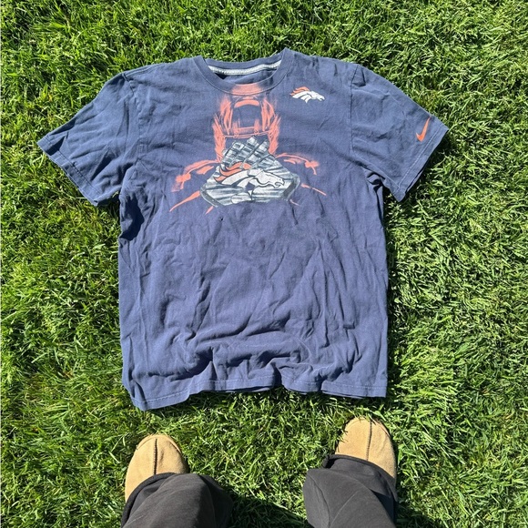 Y2K Denver Broncos Nike Graphic Tee - Picture 1 of 3